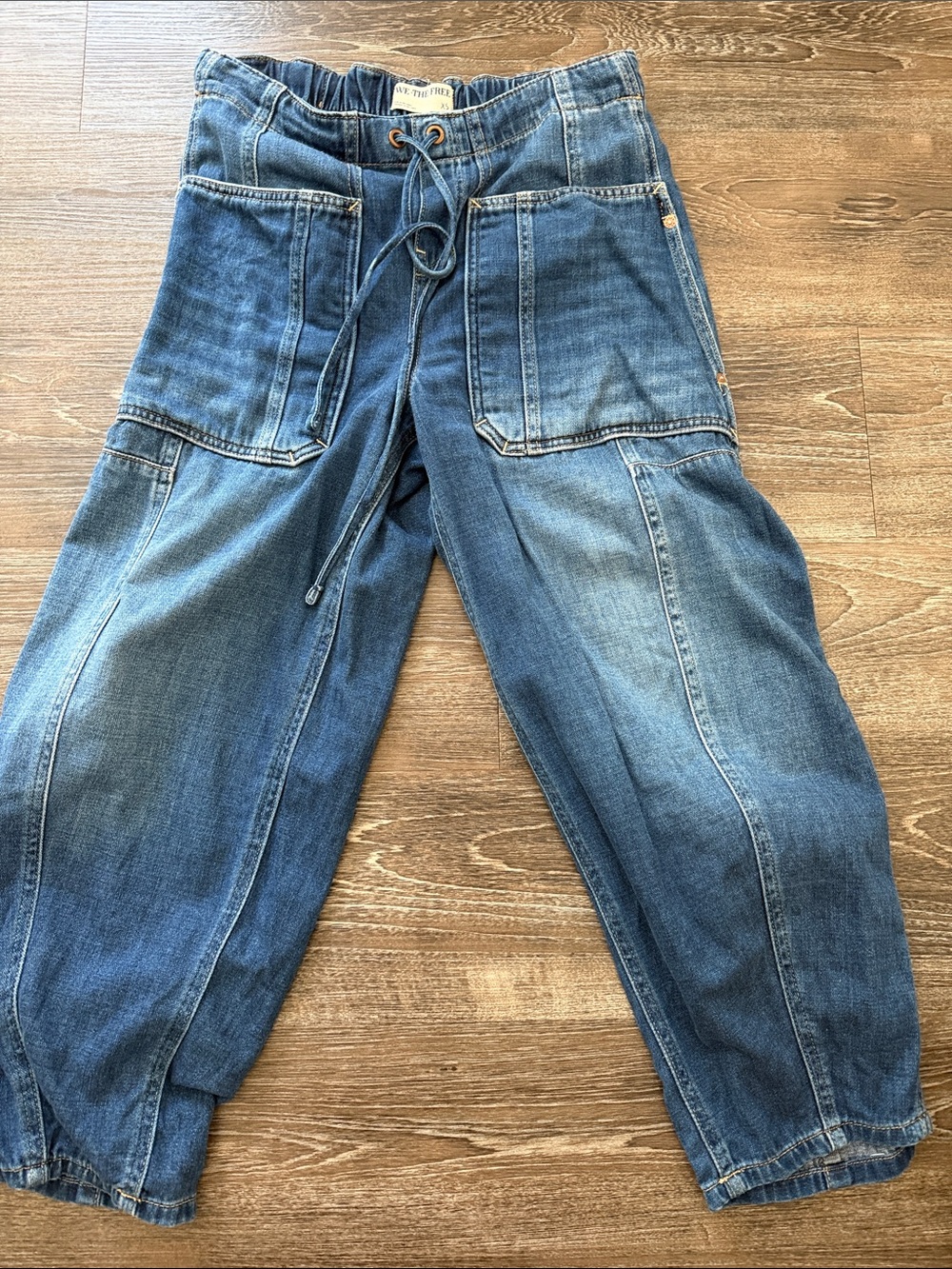 Free People Barrel leg jeans XS